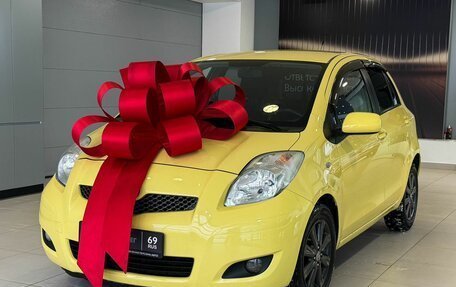 Toyota Yaris III рестайлинг, 2009 год, 785 000 рублей, 1 фотография