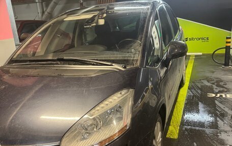 Citroen C4 Picasso II рестайлинг, 2010 год, 650 000 рублей, 1 фотография