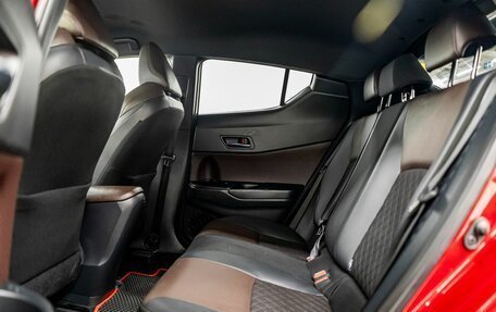 Toyota C-HR I рестайлинг, 2018 год, 2 085 000 рублей, 6 фотография