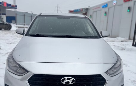 Hyundai Solaris II рестайлинг, 2017 год, 1 135 000 рублей, 2 фотография