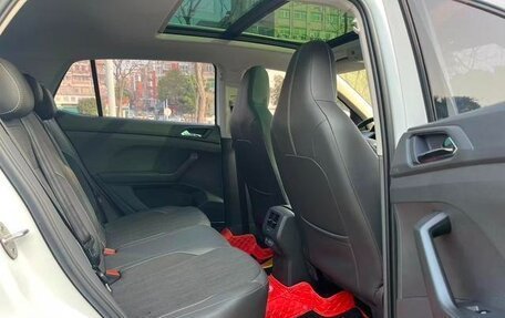 Volkswagen T-Cross I, 2022 год, 1 370 000 рублей, 8 фотография