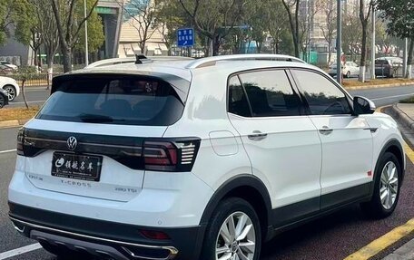 Volkswagen T-Cross I, 2022 год, 1 370 000 рублей, 2 фотография