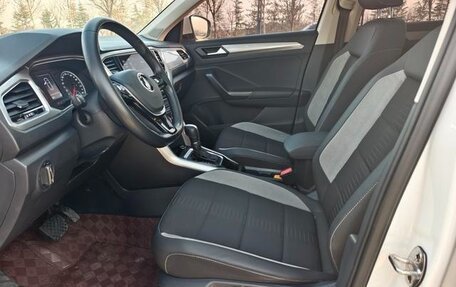 Volkswagen T-Roc I, 2022 год, 1 300 000 рублей, 8 фотография