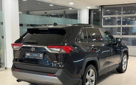 Toyota RAV4, 2020 год, 2 685 000 рублей, 4 фотография