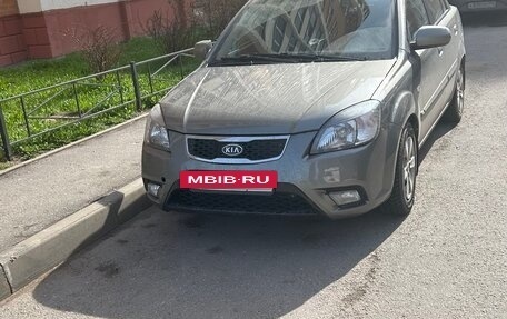 KIA Rio II, 2010 год, 400 000 рублей, 12 фотография
