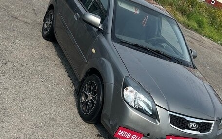 KIA Rio II, 2010 год, 400 000 рублей, 20 фотография