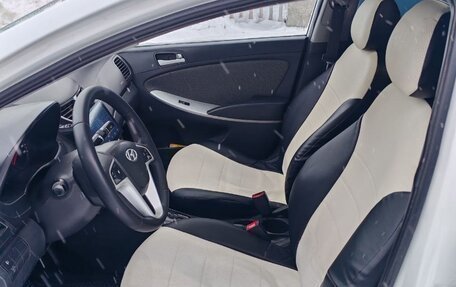 Hyundai Solaris II рестайлинг, 2012 год, 780 000 рублей, 5 фотография