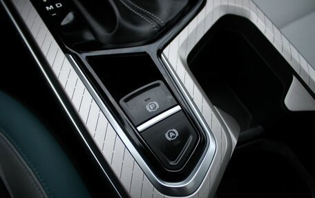 Geely Emgrand, 2023 год, 1 699 000 рублей, 17 фотография