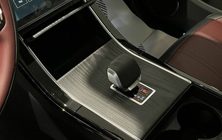 Land Rover Range Rover Evoque II, 2025 год, 6 250 000 рублей, 15 фотография