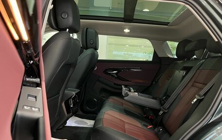 Land Rover Range Rover Evoque II, 2025 год, 6 250 000 рублей, 29 фотография