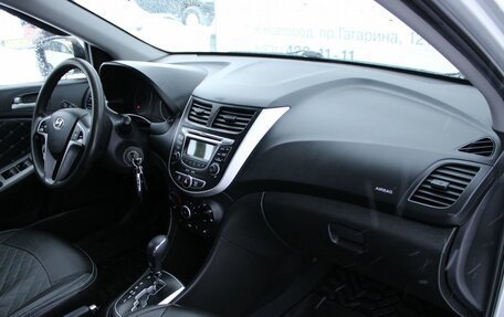 Hyundai Solaris II рестайлинг, 2013 год, 729 000 рублей, 8 фотография