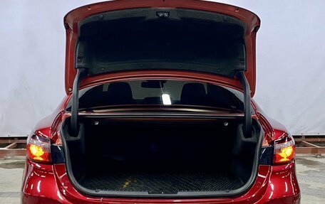 Mazda 6, 2018 год, 1 999 000 рублей, 10 фотография