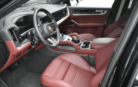 Porsche Cayenne III, 2025 год, 19 999 000 рублей, 14 фотография