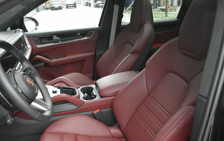 Porsche Cayenne III, 2025 год, 19 999 000 рублей, 17 фотография