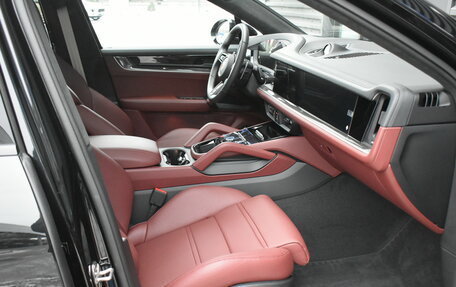 Porsche Cayenne III, 2025 год, 19 999 000 рублей, 16 фотография