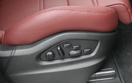 Porsche Cayenne III, 2025 год, 19 999 000 рублей, 39 фотография