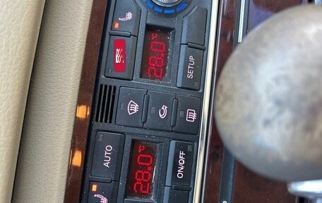 Audi A8, 2005 год, 490 000 рублей, 36 фотография