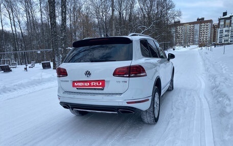 Volkswagen Touareg III, 2017 год, 4 200 000 рублей, 7 фотография