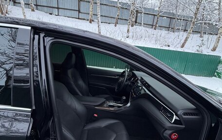 Toyota Camry, 2019 год, 2 800 000 рублей, 12 фотография