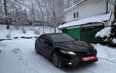 Toyota Camry, 2019 год, 2 800 000 рублей, 6 фотография