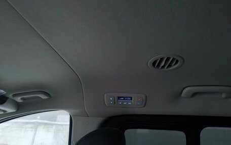 Hyundai Staria, 2021 год, 5 900 000 рублей, 9 фотография