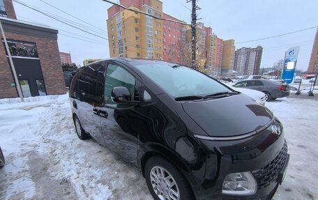 Hyundai Staria, 2021 год, 5 900 000 рублей, 16 фотография