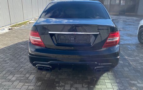 Mercedes-Benz C-Класс, 2008 год, 800 000 рублей, 3 фотография