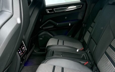 Porsche Cayenne III, 2019 год, 9 400 000 рублей, 23 фотография