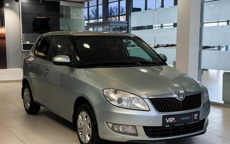 Skoda Fabia II, 2011 год, 495 000 рублей, 3 фотография
