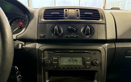 Skoda Fabia II, 2011 год, 495 000 рублей, 10 фотография