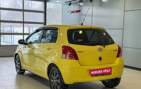 Toyota Yaris III рестайлинг, 2009 год, 785 000 рублей, 4 фотография