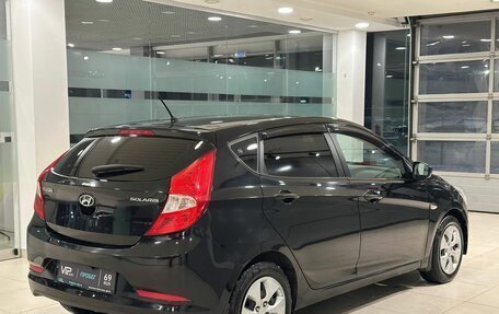 Hyundai Solaris II рестайлинг, 2015 год, 875 000 рублей, 4 фотография