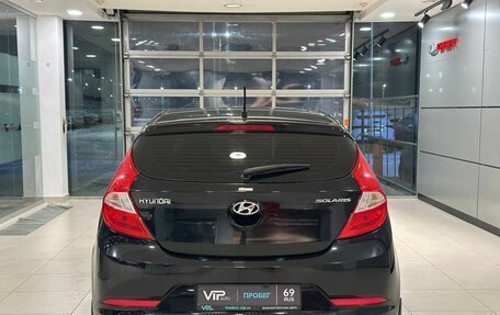 Hyundai Solaris II рестайлинг, 2015 год, 875 000 рублей, 5 фотография