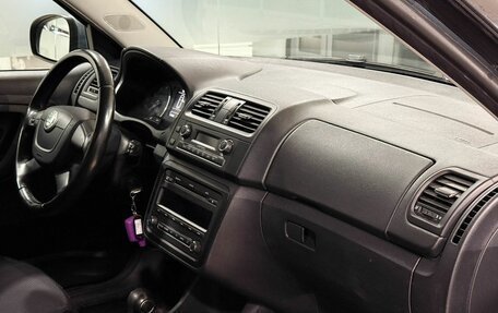 Skoda Fabia II, 2011 год, 755 000 рублей, 8 фотография