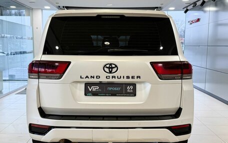 Toyota Land Cruiser, 2022 год, 9 885 000 рублей, 5 фотография