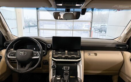 Toyota Land Cruiser, 2022 год, 9 885 000 рублей, 10 фотография