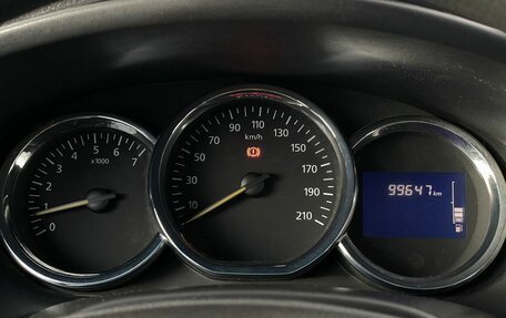 Renault Sandero II рестайлинг, 2014 год, 684 800 рублей, 13 фотография