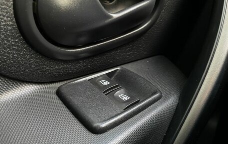 Renault Sandero II рестайлинг, 2014 год, 684 800 рублей, 17 фотография