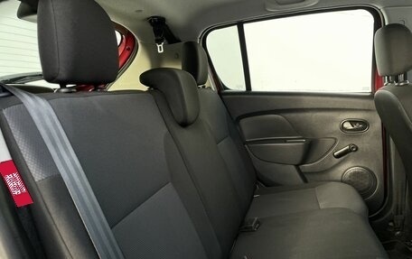 Renault Sandero II рестайлинг, 2014 год, 684 800 рублей, 21 фотография