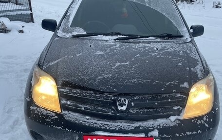 Toyota Ist II, 2003 год, 530 000 рублей, 1 фотография