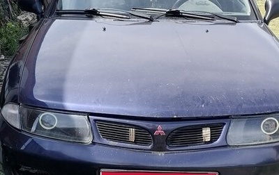 Mitsubishi Carisma I, 1998 год, 100 000 рублей, 1 фотография