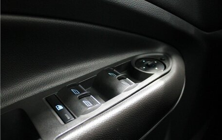 Ford Kuga III, 2015 год, 1 499 000 рублей, 20 фотография