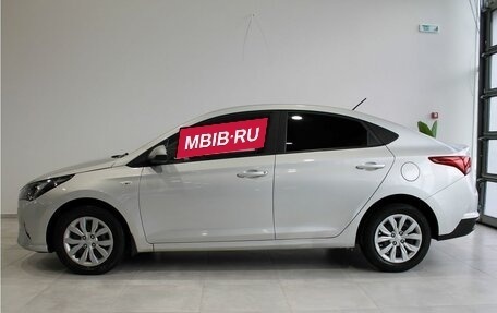 Hyundai Solaris II рестайлинг, 2022 год, 1 715 000 рублей, 4 фотография