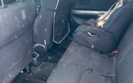 Toyota Ist II, 2003 год, 530 000 рублей, 9 фотография