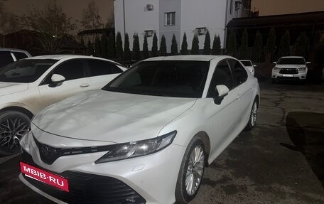 Toyota Camry, 2020 год, 2 850 000 рублей, 12 фотография