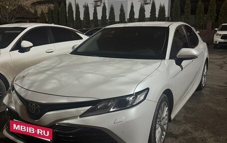 Toyota Camry, 2020 год, 2 850 000 рублей, 11 фотография