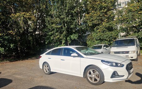 Hyundai Sonata VII, 2019 год, 1 200 000 рублей, 3 фотография