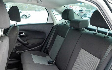 Volkswagen Polo VI (EU Market), 2014 год, 950 000 рублей, 17 фотография