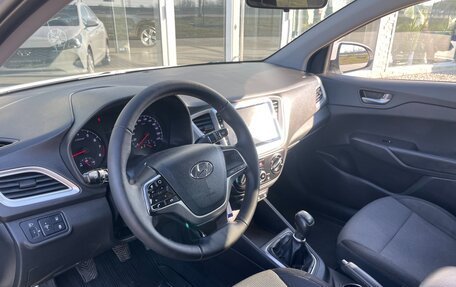 Hyundai Solaris II рестайлинг, 2021 год, 1 098 000 рублей, 11 фотография