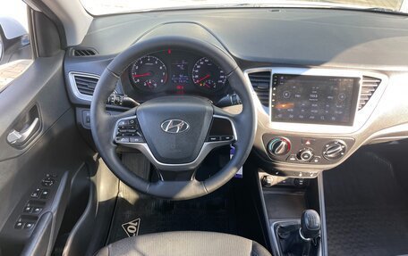 Hyundai Solaris II рестайлинг, 2021 год, 1 098 000 рублей, 16 фотография